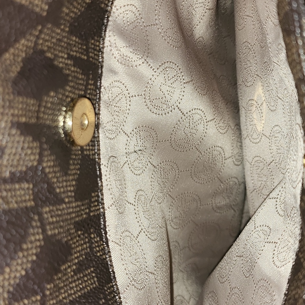 Michael Kors Dark Brown Monogram Shoulder Bag Preowned - Picture 9 of 11